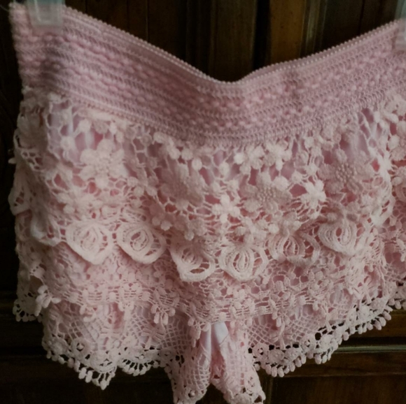 Shorts - Picture 2 of 2